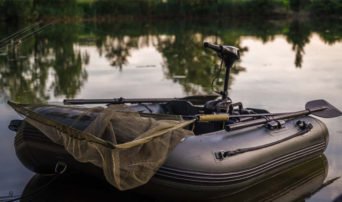 Boot en/of voerboot toegestaan
